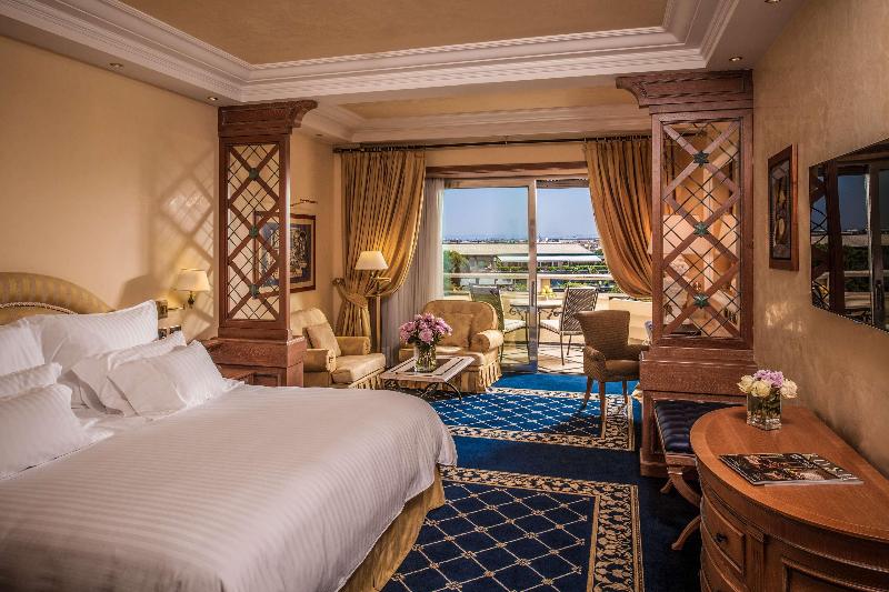 Camera Familiare, Rome Cavalieri A Waldorf Astoria