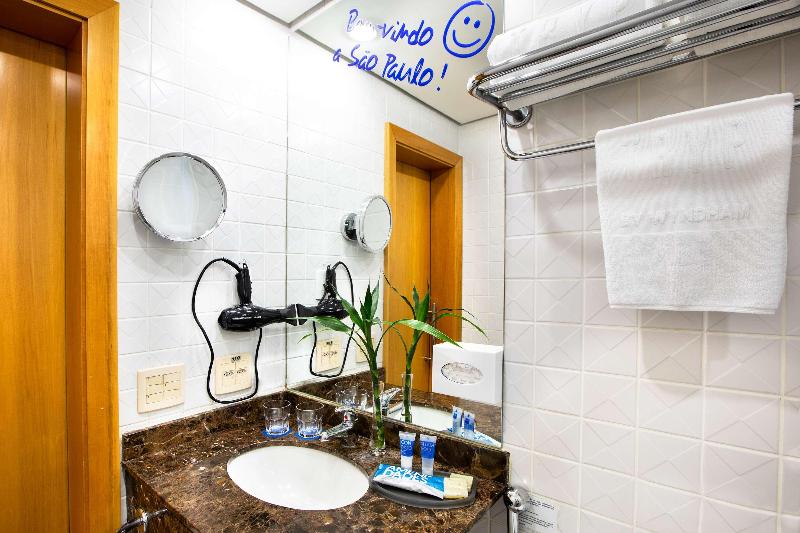 اتاق لوکس, Rome Cavalieri A Waldorf Astoria