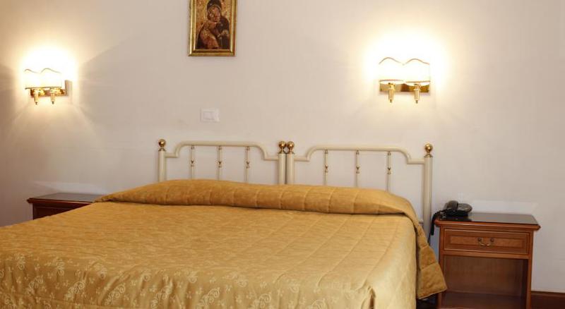 اتاق استاندارد سه نفره, Gh Hotel San Giusto