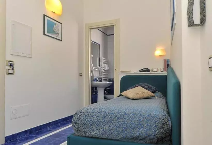 اتاق استاندارد یک نفره, Santa Lucia