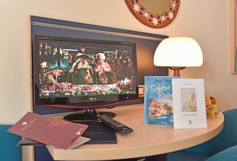 Четырехместный Номер Стандарт, Santa Lucia