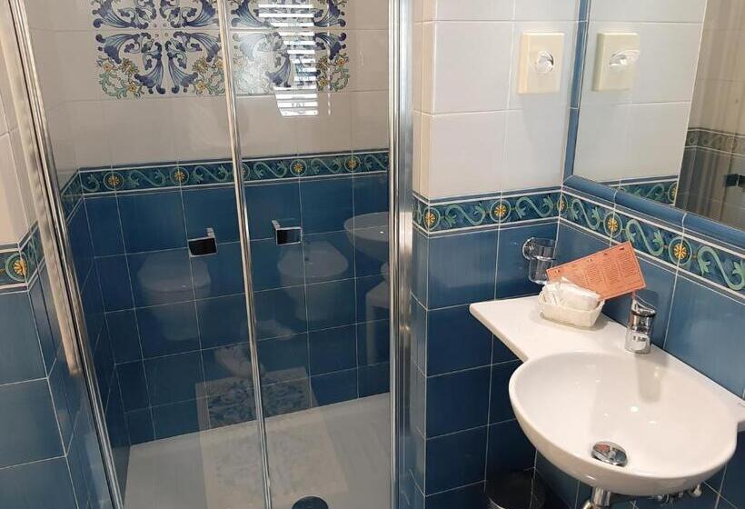 Classic room with balcony, Santa Lucia