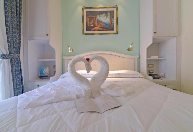 Classic room with balcony, Santa Lucia