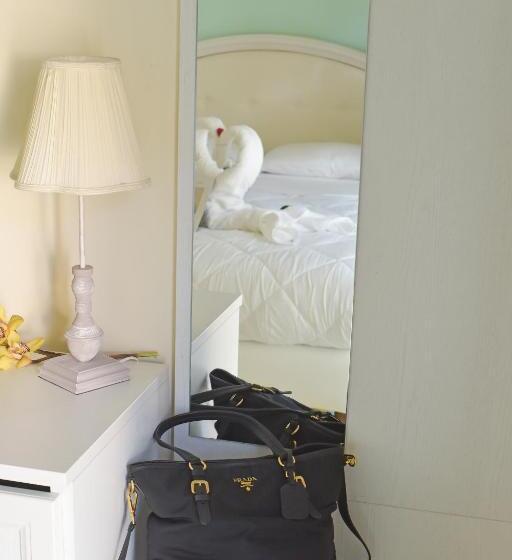 Classic room with balcony, Santa Lucia