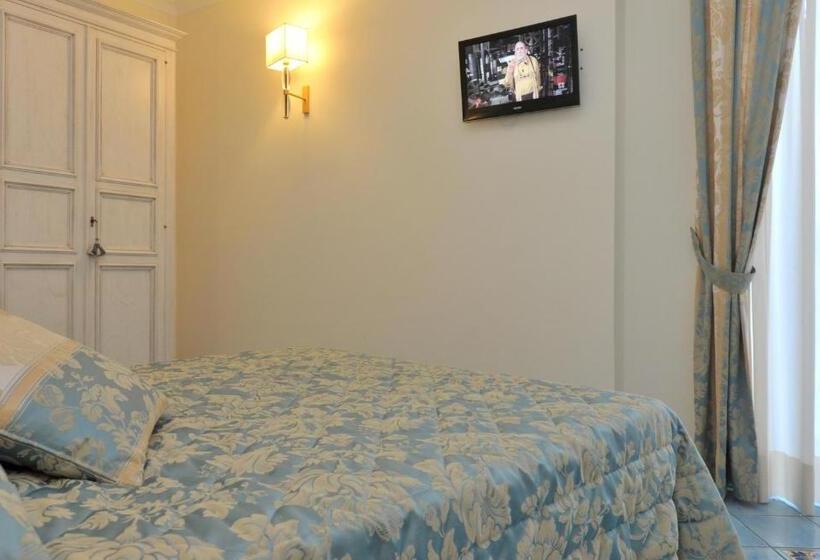 Полулюкс, Santa Lucia