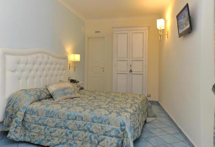 Полулюкс, Santa Lucia