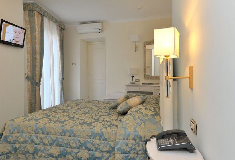 Полулюкс, Santa Lucia