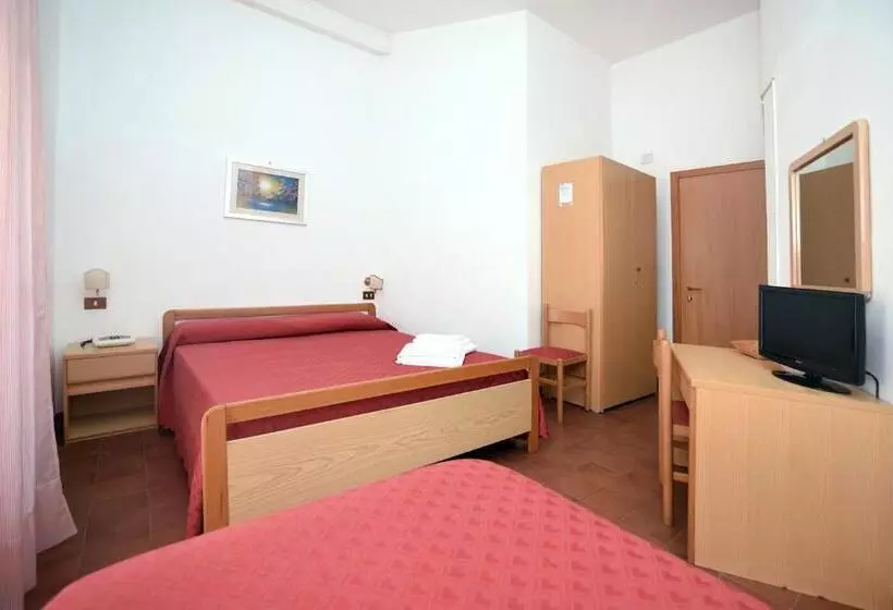 Economy Triple Room, Timiama