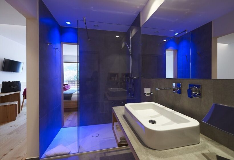 סוויטת ג'וניור עם מרפסת, Vegan Hotel La Vimea