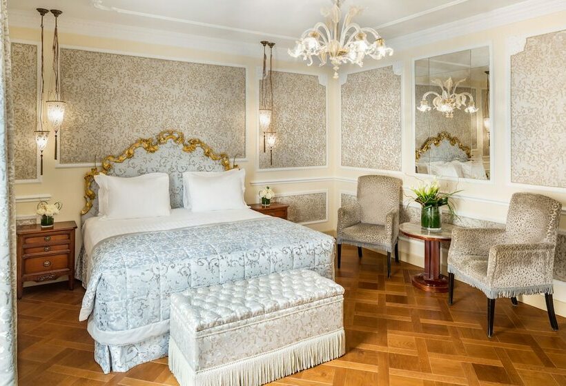 اتاق استاندارد با چشم‌انداز, Baglioni Hotel Luna   The Leading Hotels Of The World