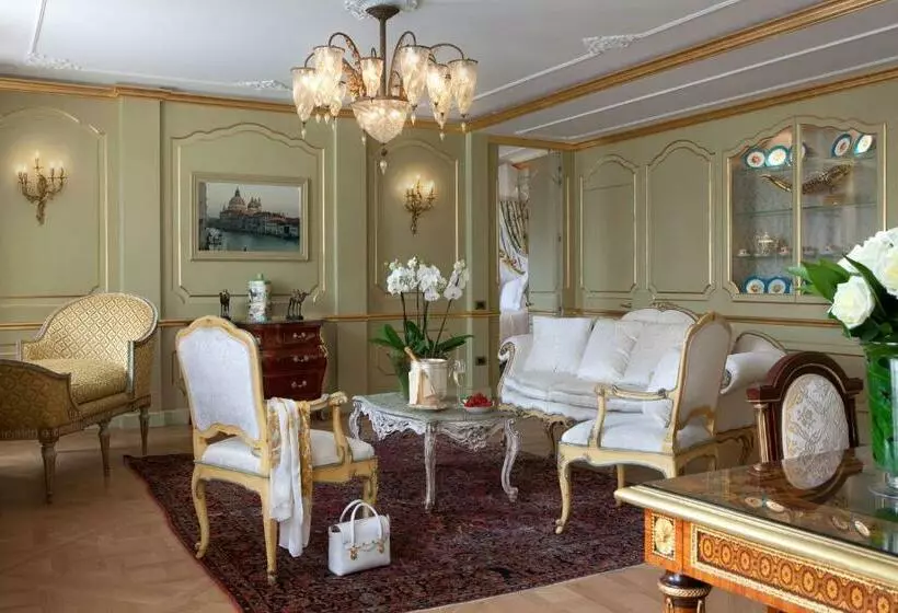 Suite with Terrace, Baglioni Hotel Luna   The Leading Hotels Of The World