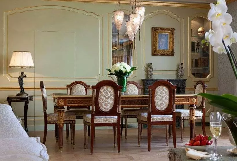Suite with Terrace, Baglioni Hotel Luna   The Leading Hotels Of The World