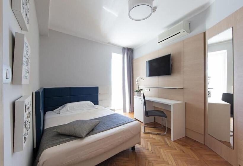 スタンダードシングルルーム, B&b Hotels Park Hotel Suisse Santa Margherita Ligure