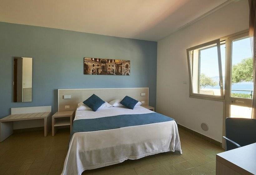 4인용 수피리어 룸, Cdshotels Terrasini   Città Del Mare