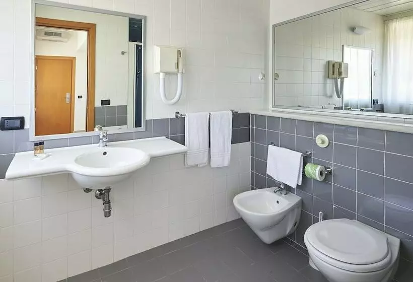 Superior Quadruple Room, Cdshotels Terrasini Città Del Mare