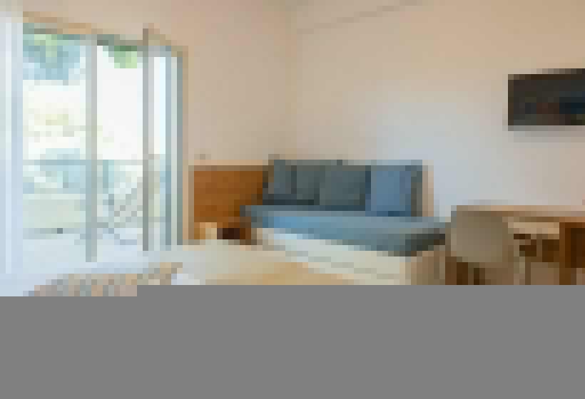 غرفة قياسية ثلاثية مطلة علي الحديقة, Cdshotels Terrasini   Città Del Mare