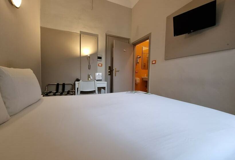 غرفة أساسية, Green Class Hotel Astoria