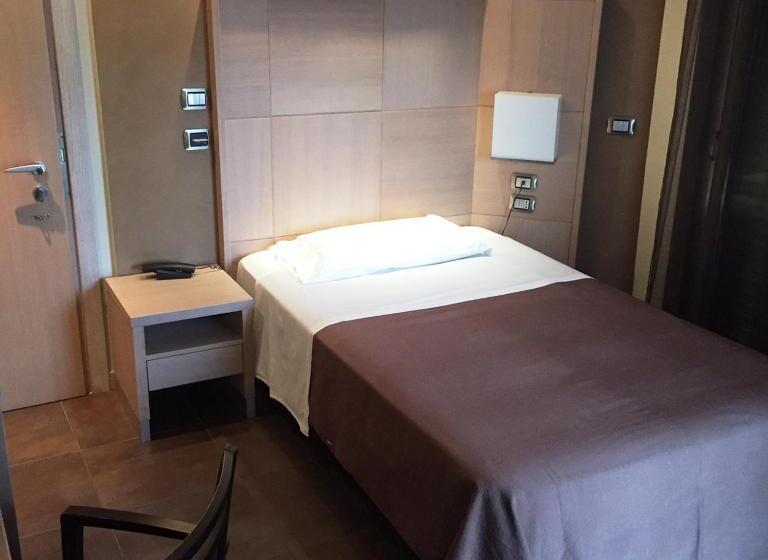 חדר סטנדרט יחיד, Abruzzo Marina