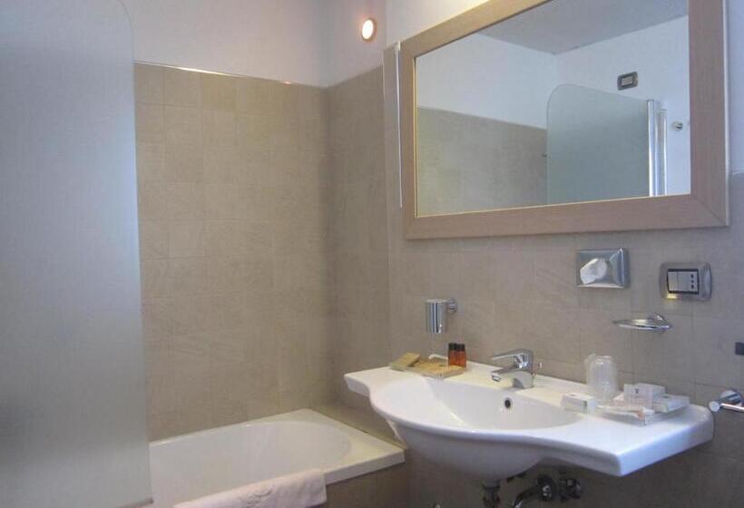 סוויטת ג'וניור נוף לים, Abruzzo Marina