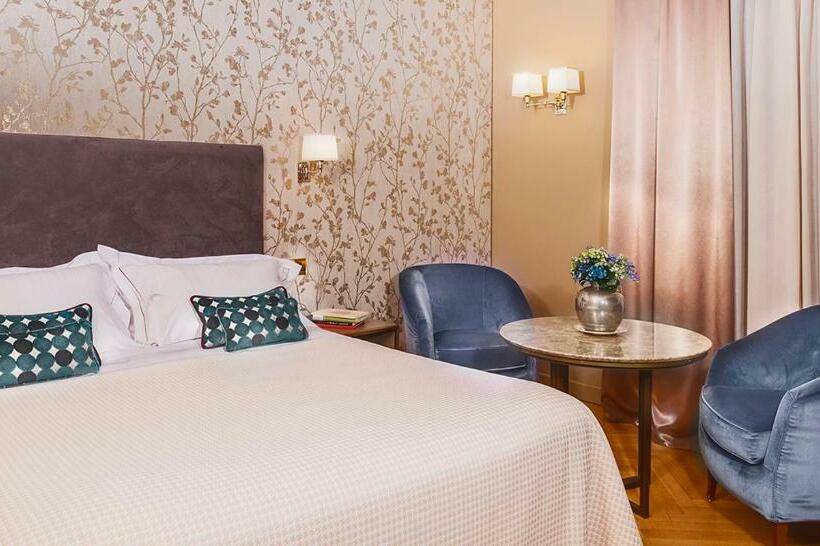 Pokój Superior, Accademia