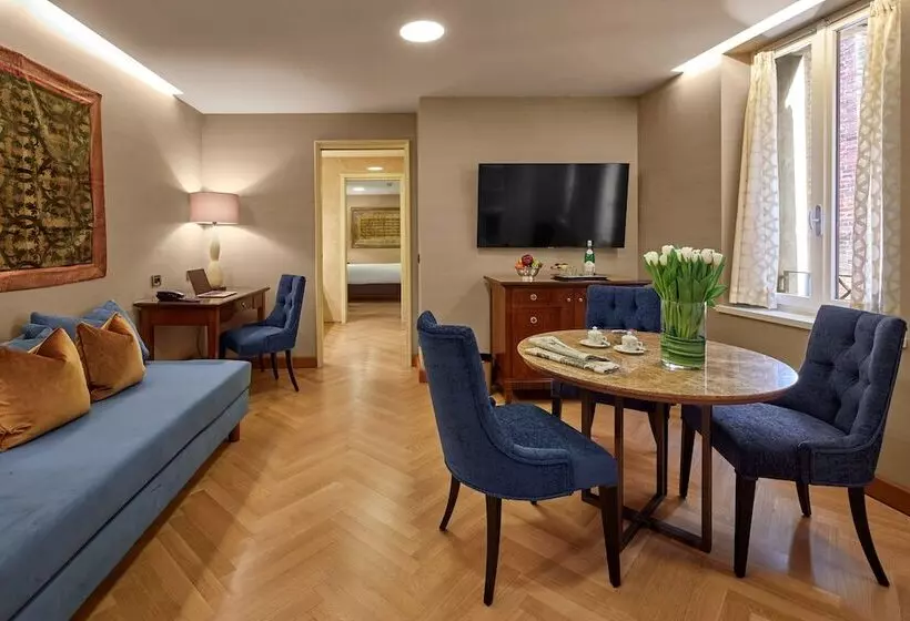 Suite, Accademia