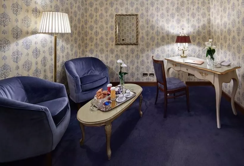 Suite, Accademia