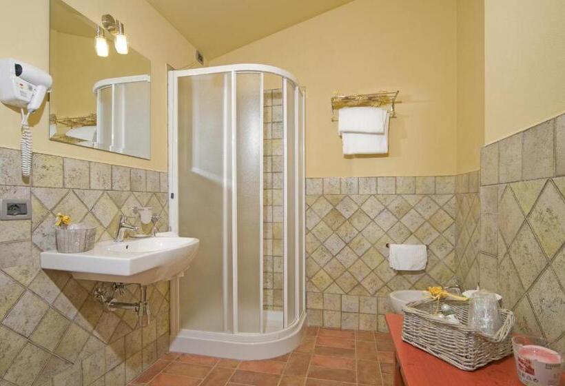 Номер Стандарт, Albergo Africa