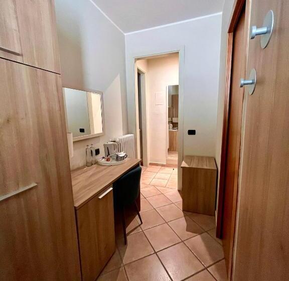 Семейный Номер, Albergo Africa