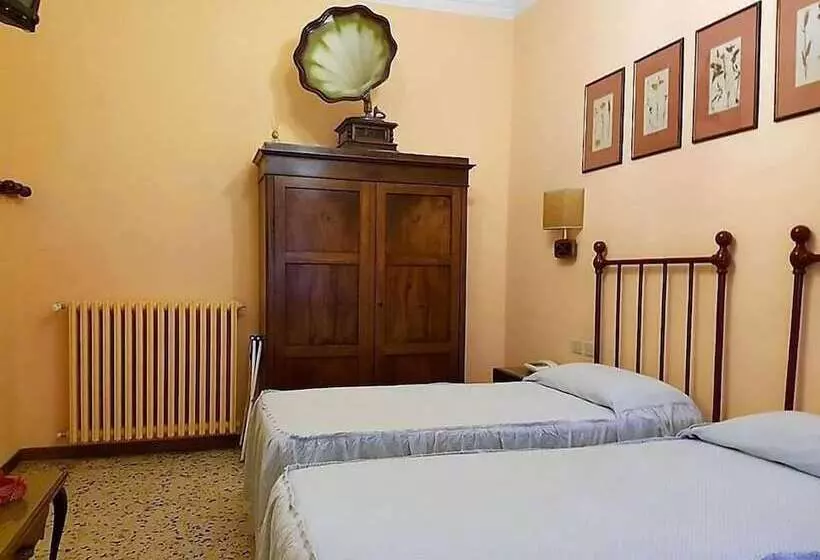 スタンダードルーム, Albergo La Felicina   Mugello