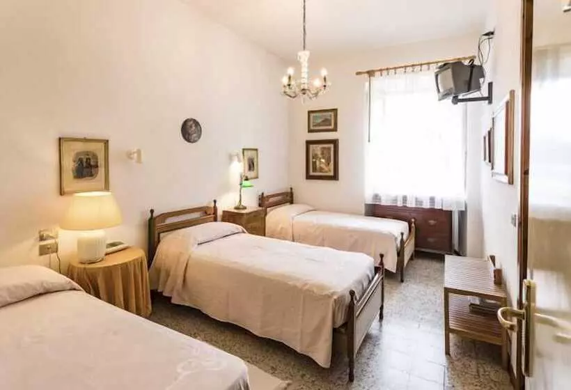 スタンダードトリプルルーム, Albergo La Felicina   Mugello