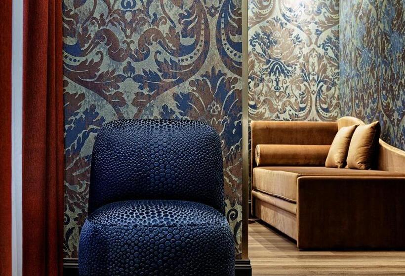 اتاق استاندارد چهار تخته, Americandinesen