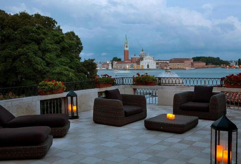 Suite with lake view, Baglioni Hotel Luna   The Leading Hotels Of The World