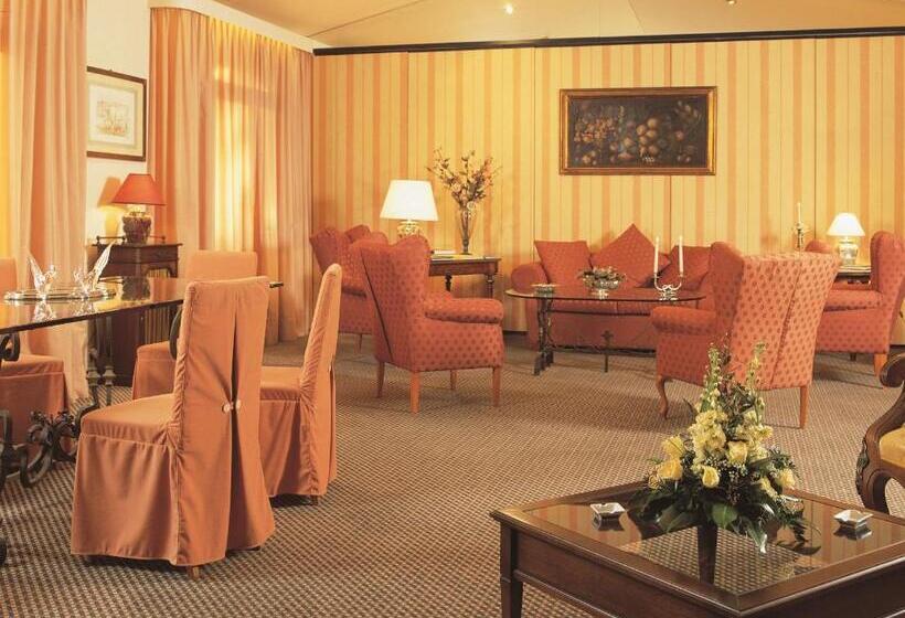 اتاق استاندارد سه نفره, Balletti Palace