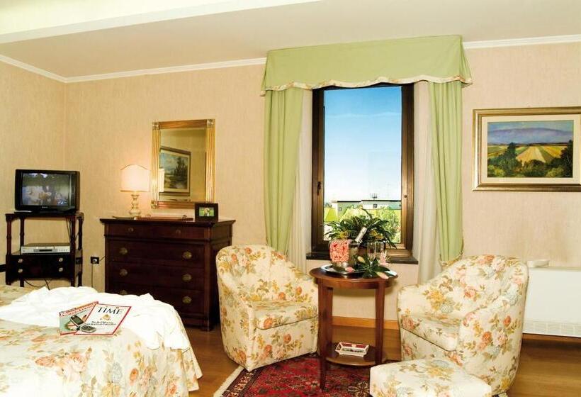 سوییت, Balletti Palace