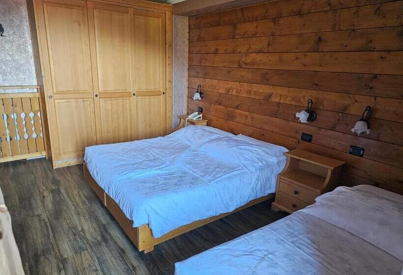 غرفة قياسية ثلاثية, B&b La Montanara