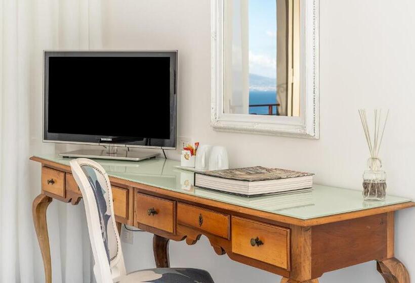 חדר קומפורט עם נוף לים, Belair