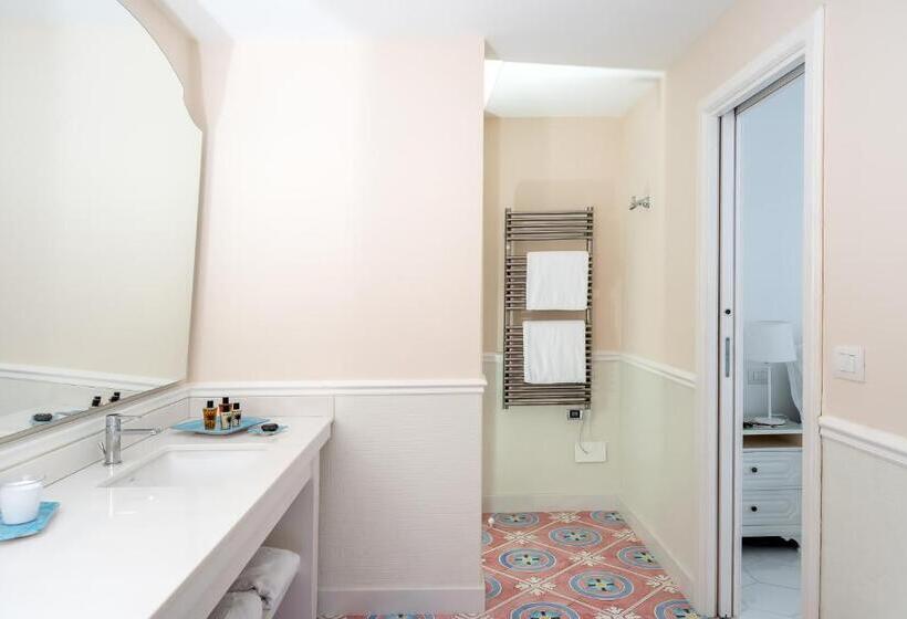 מיטת קינג בסוויטה, Belair