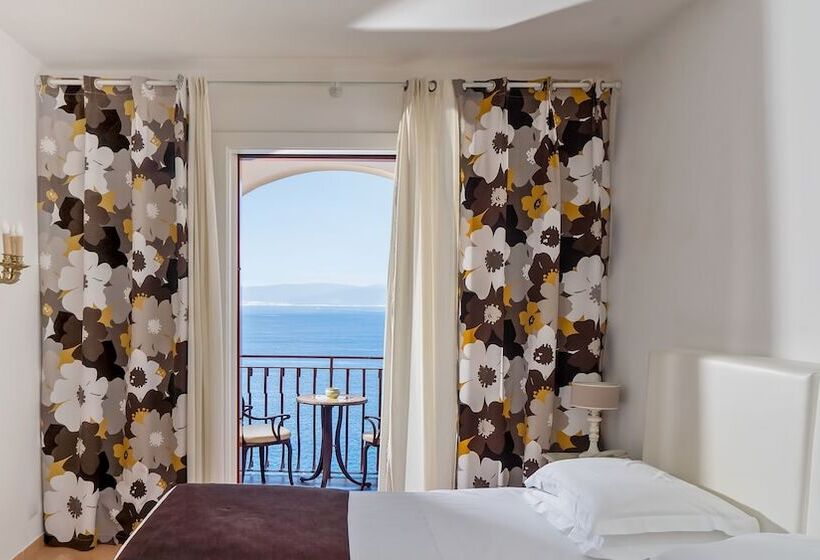 סוויטת ג'וניור נוף לים, Belair