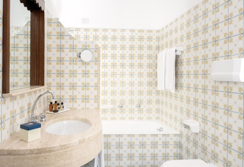 חדר קלאסי עם נוף לים, Belair