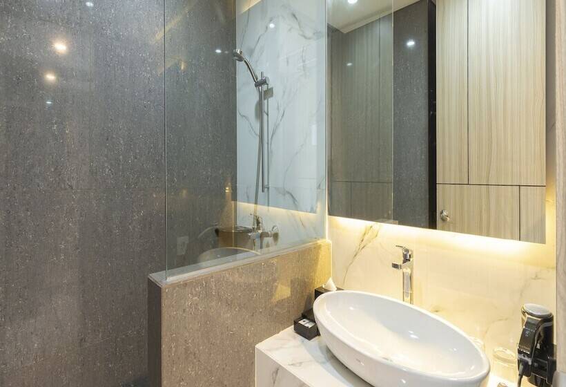 デラックスルーム, Blue Sky