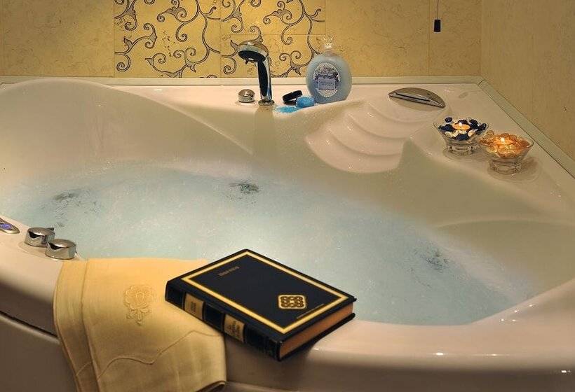 غرفة ديلوكس, Bonconte