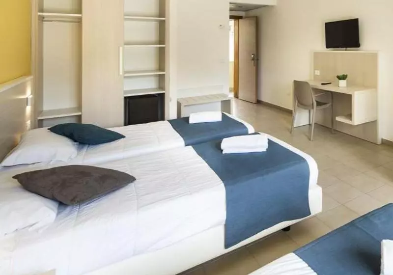 Superior Quadruple Room, Cdshotels Terrasini Città Del Mare