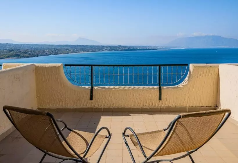 Superior Quadruple Room, Cdshotels Terrasini Città Del Mare