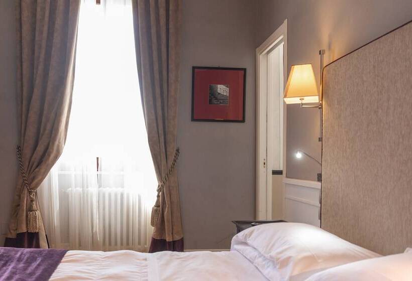 اتاق کلاسیک, Clitunno