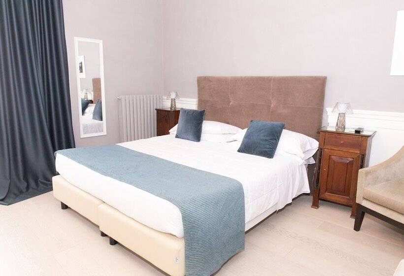 اتاق کلاسیک, Clitunno