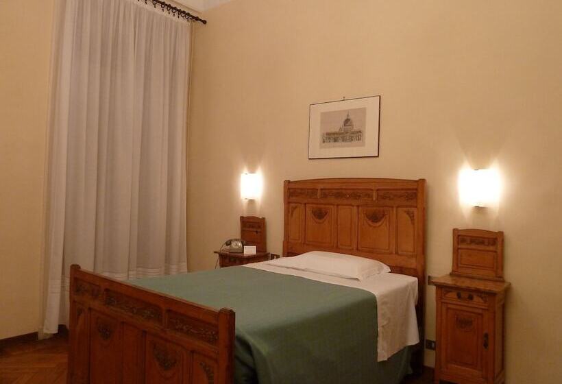 غرفة قياسية فردية, Antica Dogana