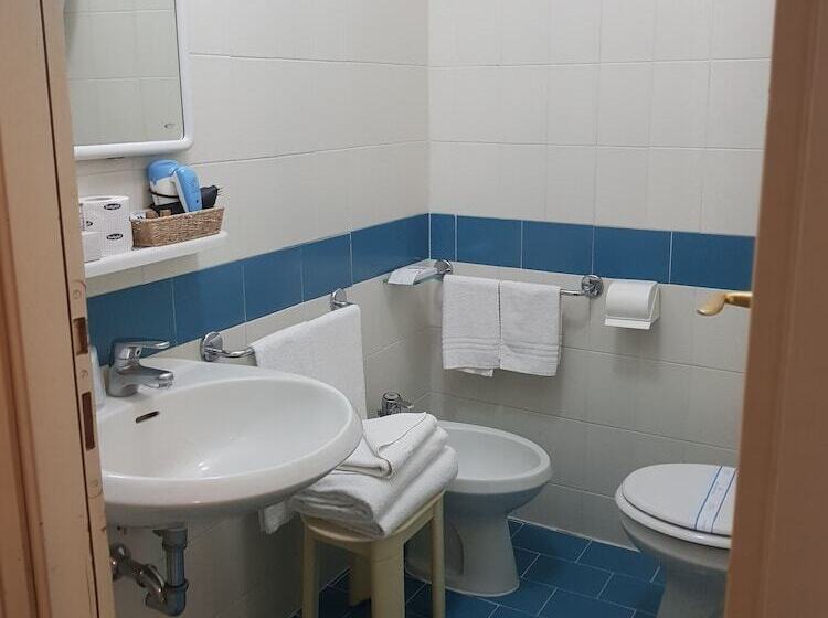 Camera Standard, Duomo