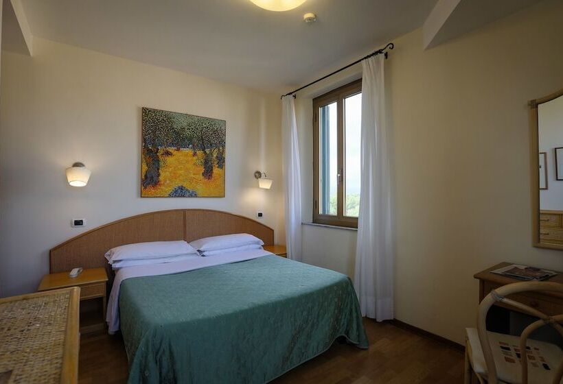 Camera Standard, Duomo