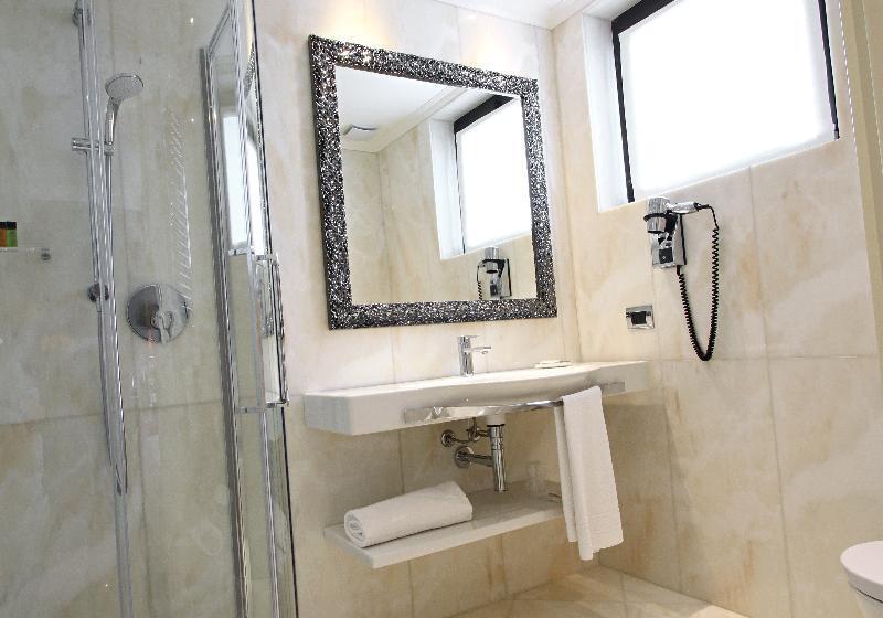 חדר דלוקס יחיד, Giberti & Spa