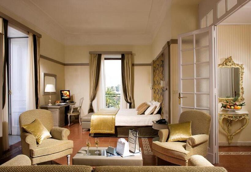 جناح جونيور مطلّ علي البحر, Grand Hotel Europa Palace